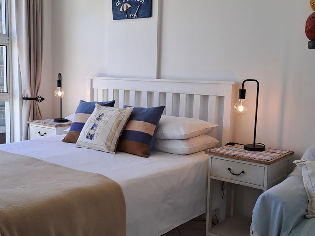 /cpsess9202181670/frontend/jupiter/filemanager/editors/./stay/AOVB 04 Queen sized bed